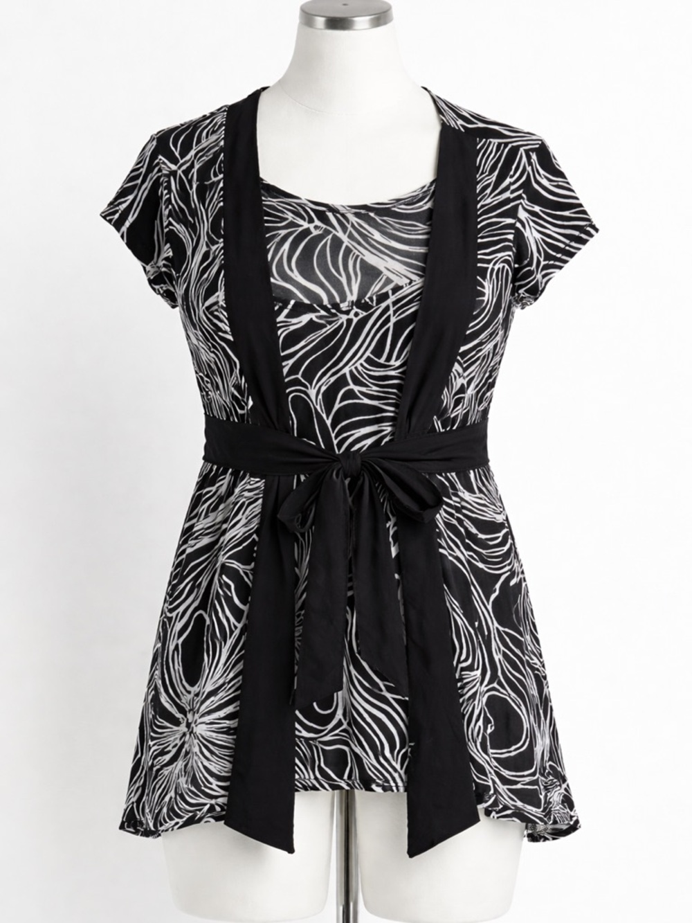 Black and White Patterned Top